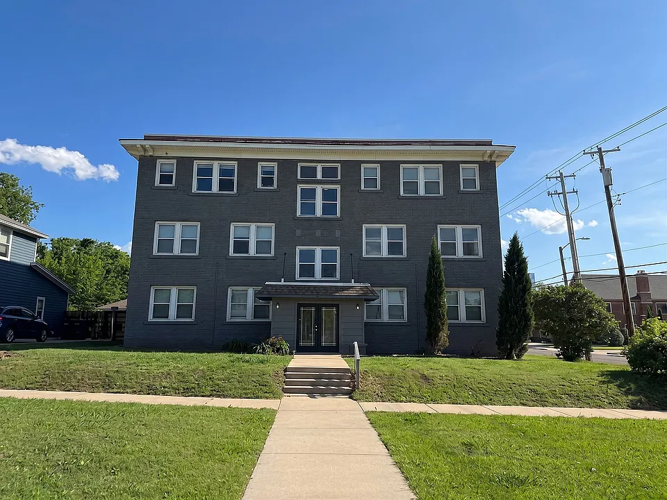 200 NE 14th St