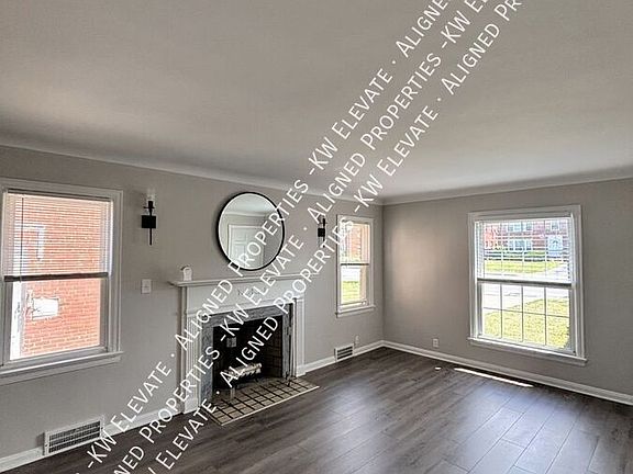 3rd image of 13645 Cedar Rd