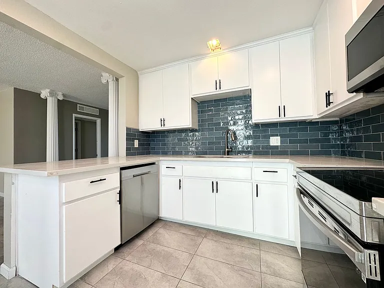 200 Camino Norte — Photo 10