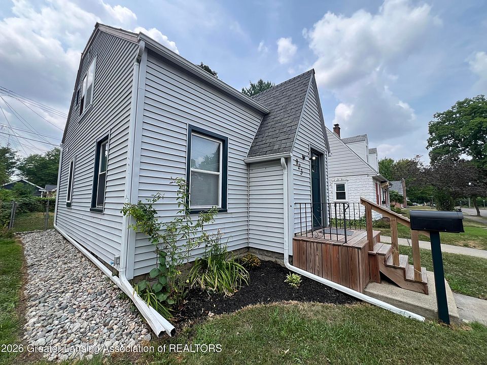 1st image of 923 Cawood St