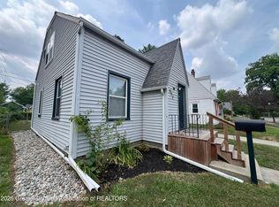 923 Cawood St, Lansing, MI 48915