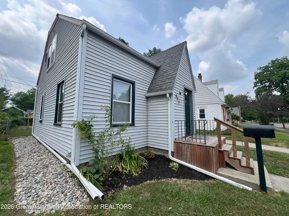 923 Cawood St, Lansing, MI 48915