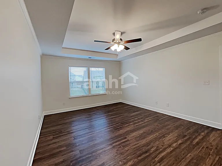 4326 Spregan Way — Photo 14