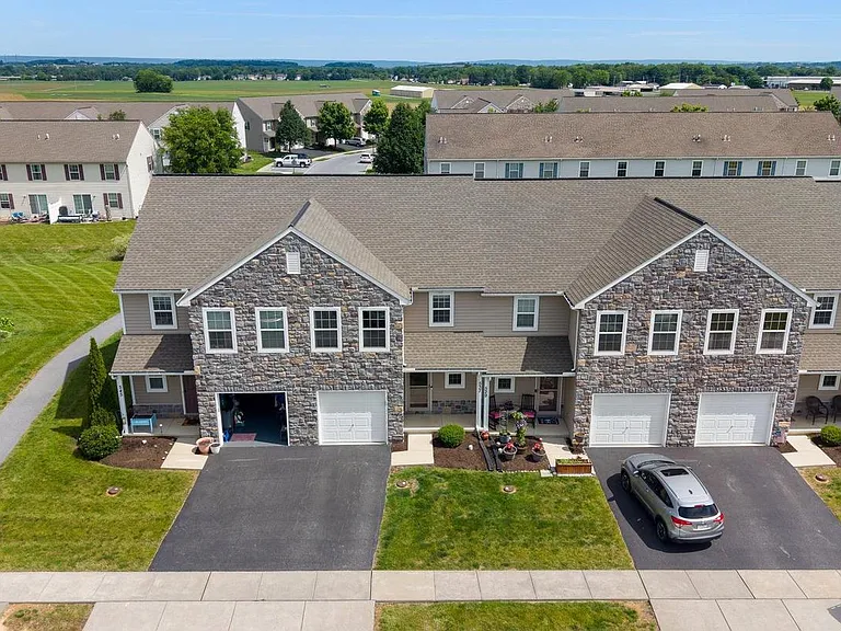 537 Brookwood Dr — Photo 23