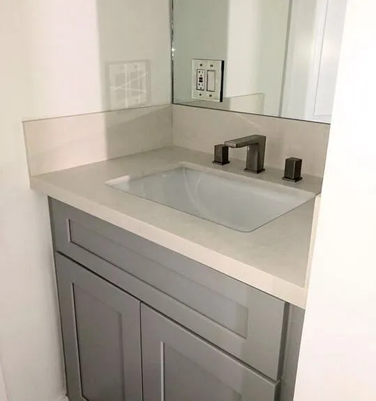 425 S Kenmore Ave #214 — Photo 9
