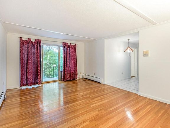 2nd image of 220 Essex St #15