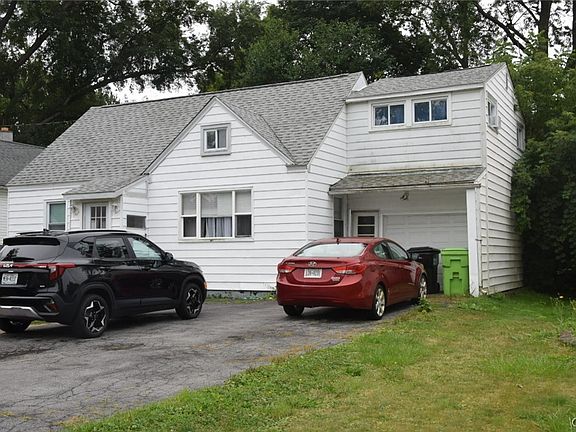 3rd image of 317 Leonard St