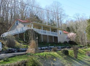 1329 Barnett Valley Rd, Mount Vernon, KY 40456