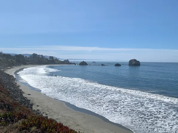 (undisclosed Address), Crescent City, CA 95531