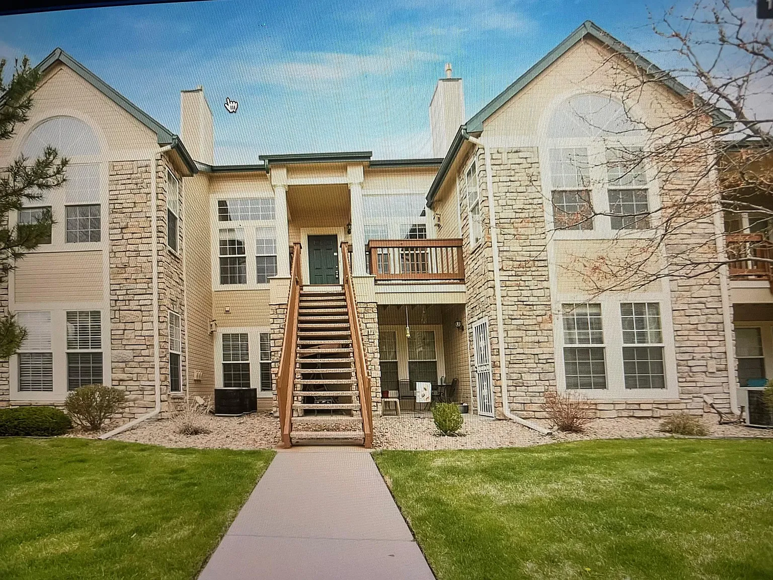 3912 S Carson St — Photo 3