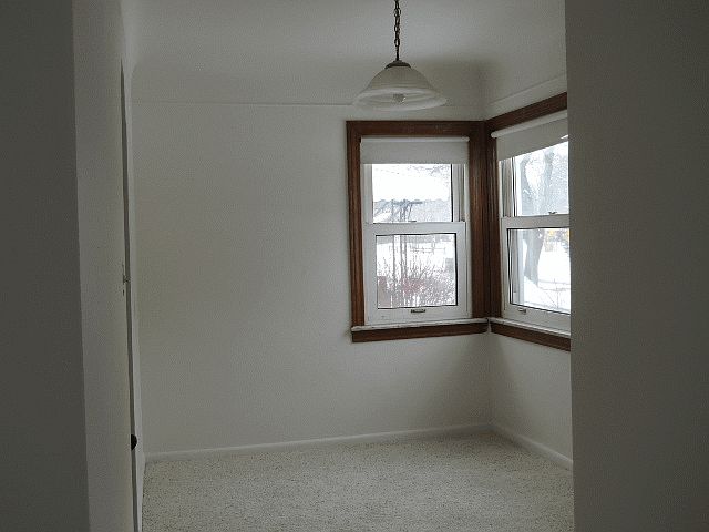 1st image of 9275 Chatham Ave