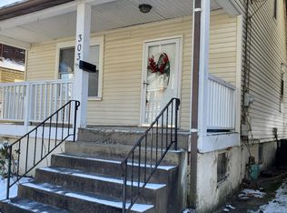 303 Lexington Ct, Carnegie, PA