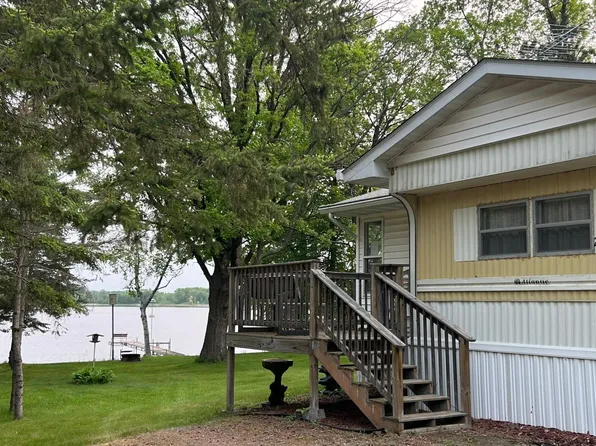 26302 Lakeview Dr, Mora, MN 55051