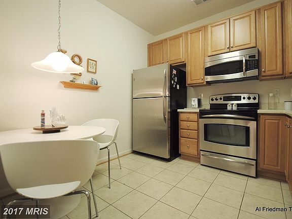 5th image of 8607 Wintergreen Ct Unit 104