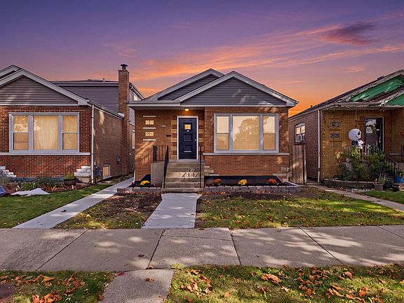 2nd image of 4737 S Leamington Ave