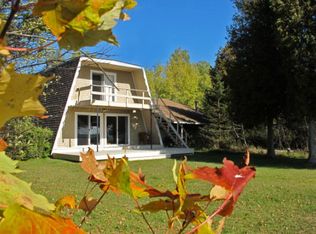 411 Wickman Dr, Washington Island, WI 54246