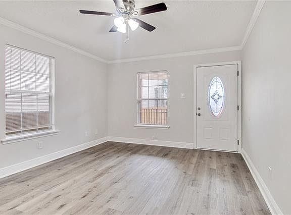 3rd image of 2115 Pauger St
