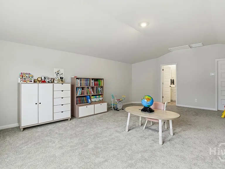 729 Blue Moon Xing — Photo 22