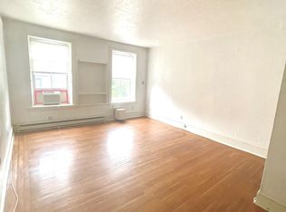 319 S 12th St, Philadelphia, PA 19107