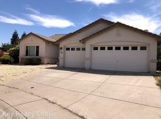 1038 Armstrong Way, Galt, CA 95632