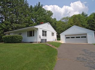 188 Penn Hopewell Rd, Hopewell, NJ 08525