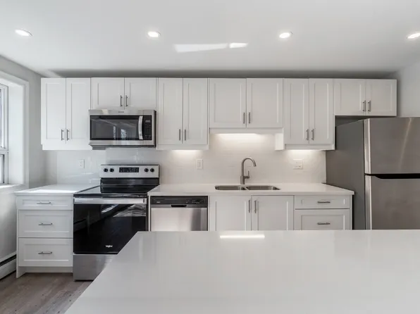 2194 King Street East, 2194 King St E, Hamilton, ON L8K 1W6