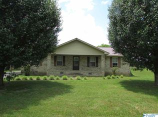 232 Higgins St, Geraldine, AL 35974