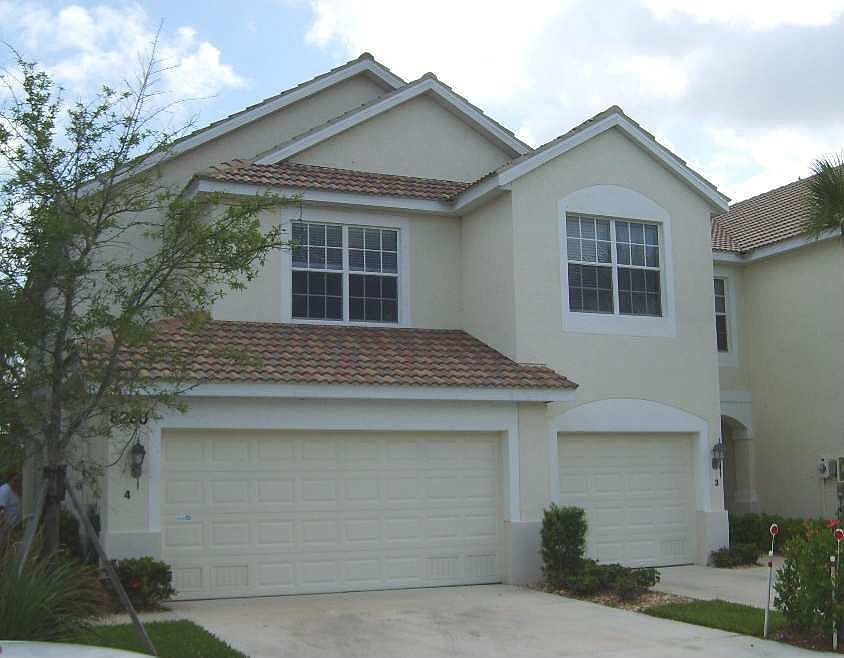 END UNIT WITH DOUBLE CAR GARAGE