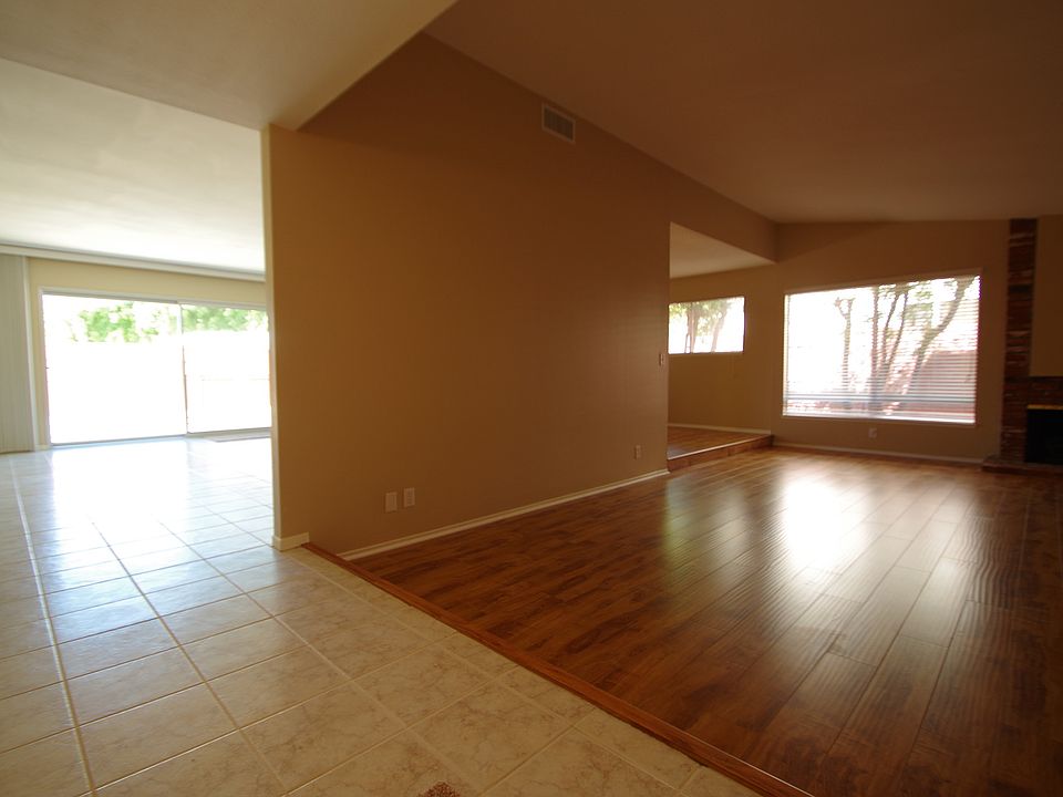2nd image of 2239 N Grafton St