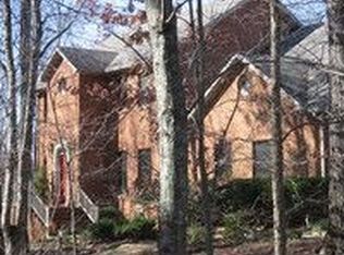 1162 Jamesview Dr, Lynchburg, VA 24503