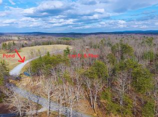 5 Chestnut Hill Rd, Crossville, TN 38555