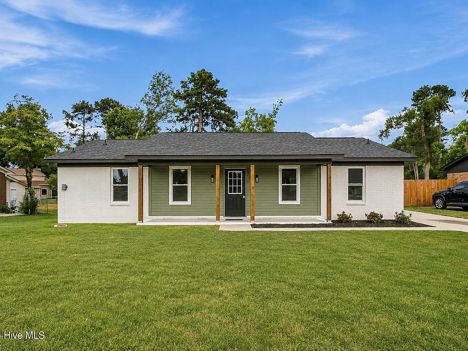 1st image of 315 Miramar Drive