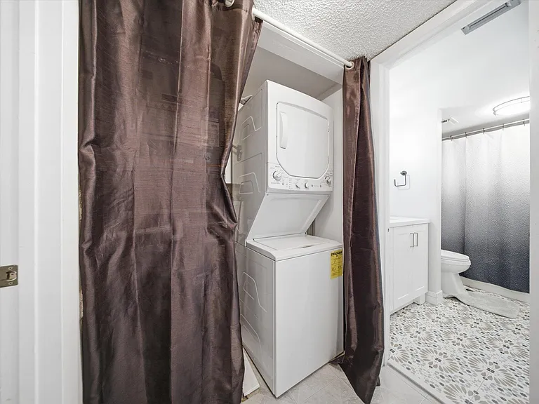 6539 Coral Lake Dr #403 — Photo 24