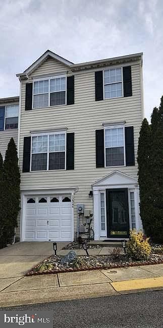 1st image of 12346 Sweetbriar Pl