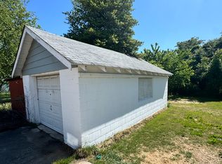 399 Dupont Ave, Paulsboro, NJ 08066