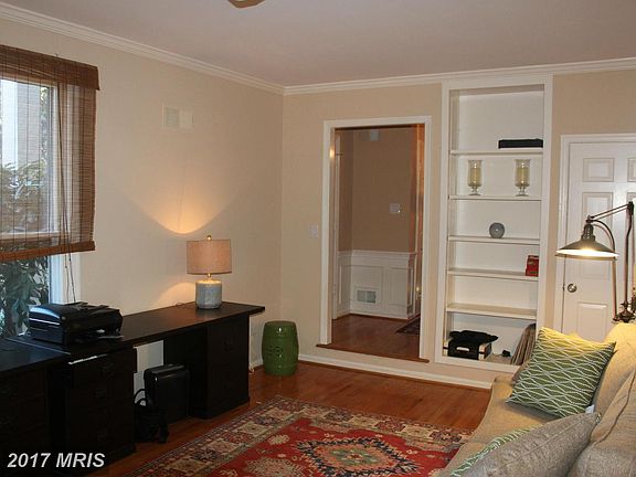 4th image of 7112 Cheshire Ct