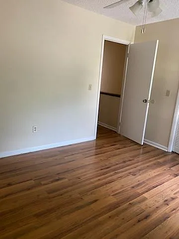 194 SW Crescent St — Photo 10