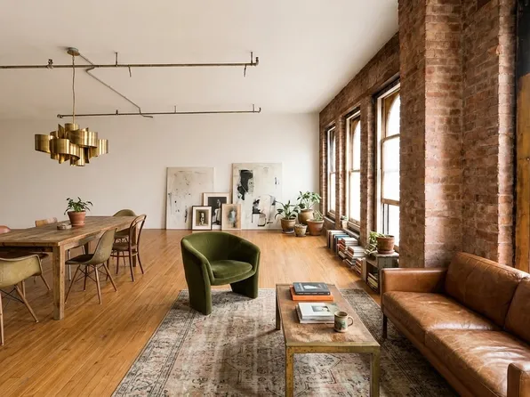 40 West 24th Street image 1 of 15