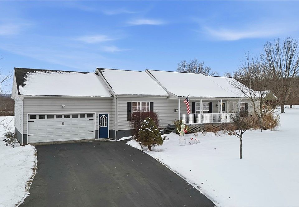 1st image of 3 Peach Tree Ln