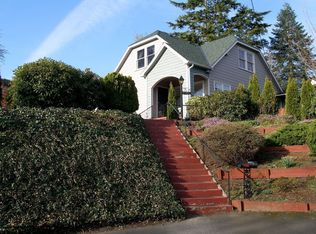 6787 SW 30th Ave, Portland, OR 97219