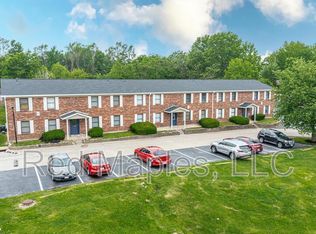 12543 James Patrick Ln #D, Saint Louis, MO 63138