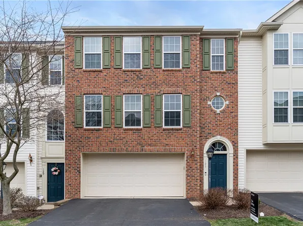 131 Kensington Dr, Pittsburgh, PA 15237