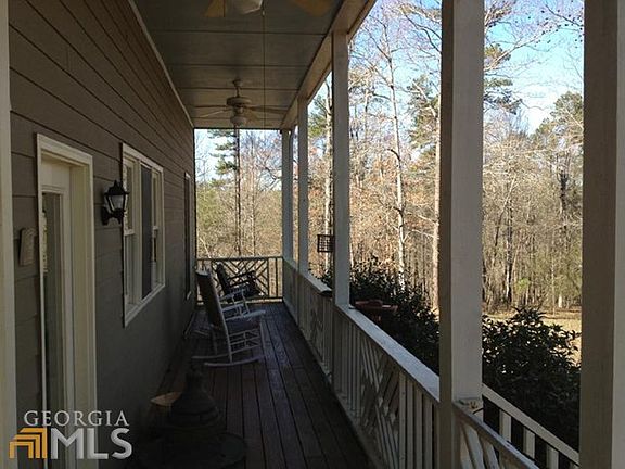 2nd image of 305 Canaan Dr