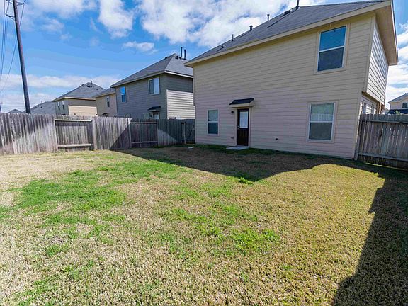 3rd image of 2415 W Werrington Way
