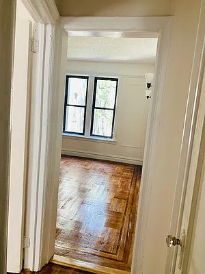 Rented by Camelot Realty Group | media 16