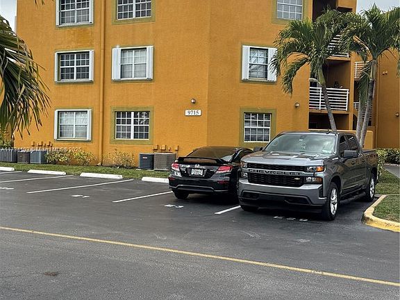2nd image of 9715 Fontainebleau Blvd #E309