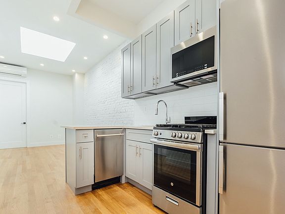 3rd image of 307 Troutman St APT 3R