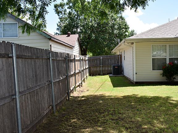 3rd image of 1805 NW Smith Ave