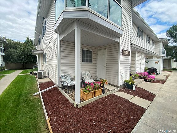 3rd image of 5440 Rochdale Boulevard