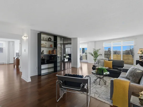 80 Avenue Lorne #602, Saint Lambert, QC J4P 3R6